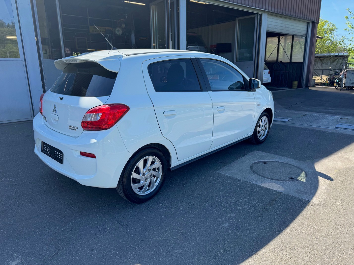 MITSUBISHI Space Star 1.2 Style Anniversary CVT-image-5