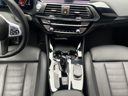 BMW X4 M40i-image-11