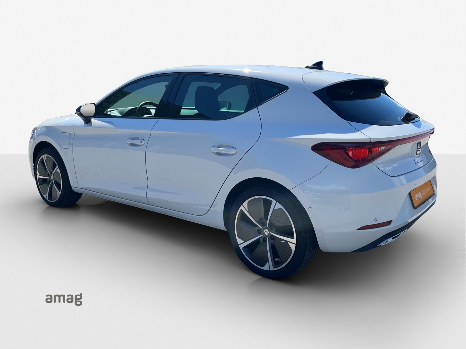 SEAT Leon 1.4 eHybrid pHEV DSG Hola FR-showroom-element-2