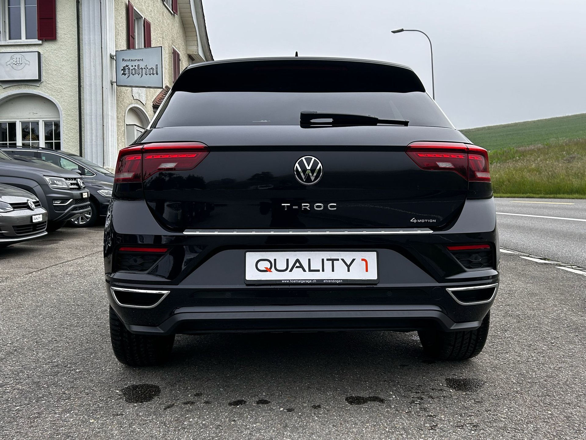 VW T-Roc 2.0 TSI Sport Selection DSG 4Motion-image-4
