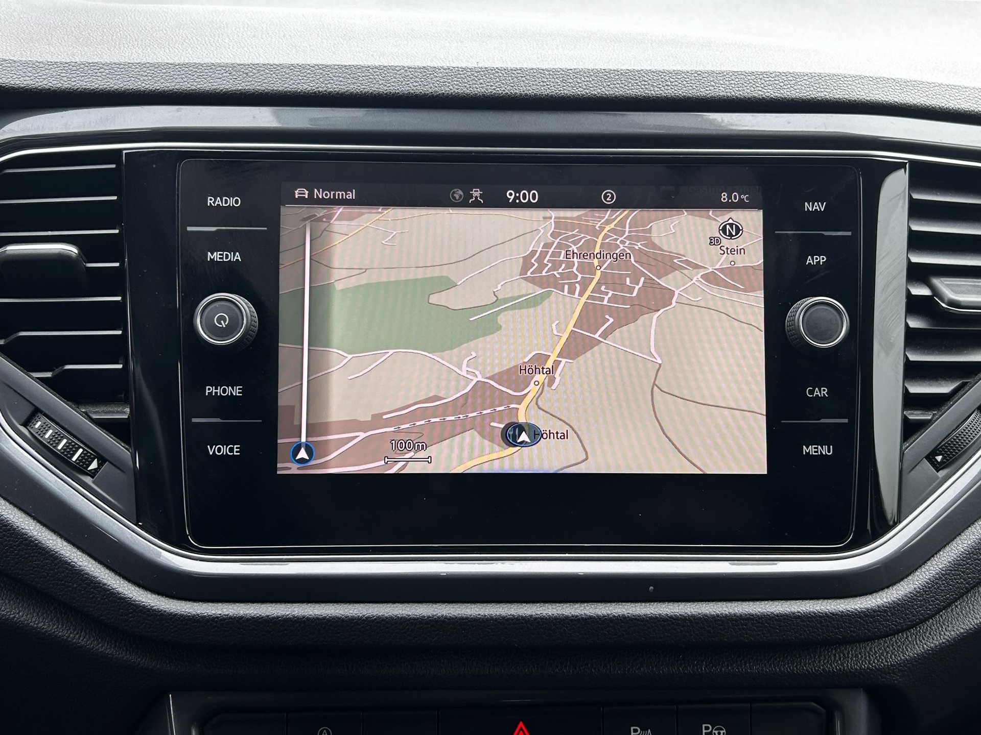 VW T-Roc 2.0 TSI Sport Selection DSG 4Motion-image-12