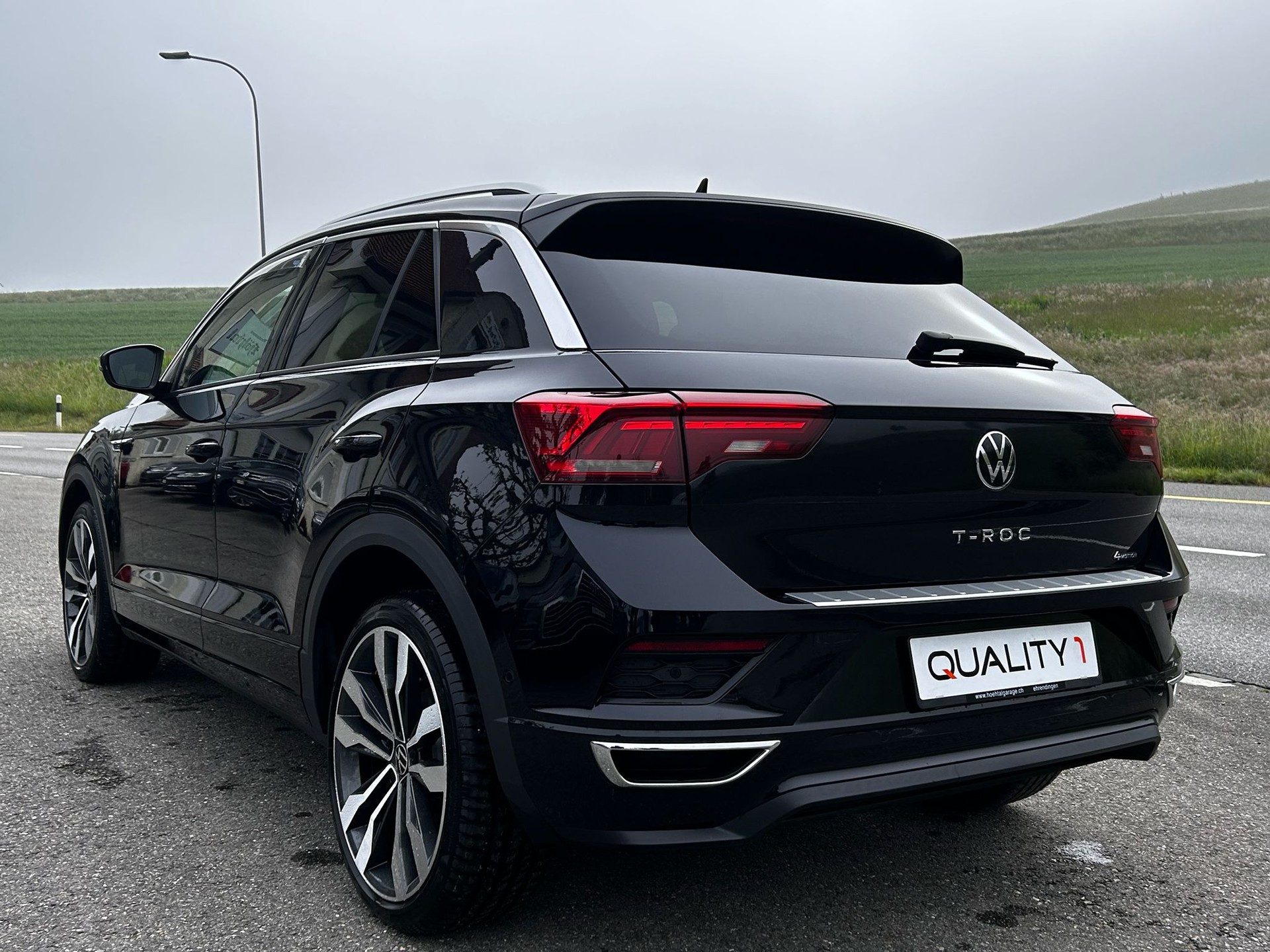 VW T-Roc 2.0 TSI Sport Selection DSG 4Motion-showroom-element-3