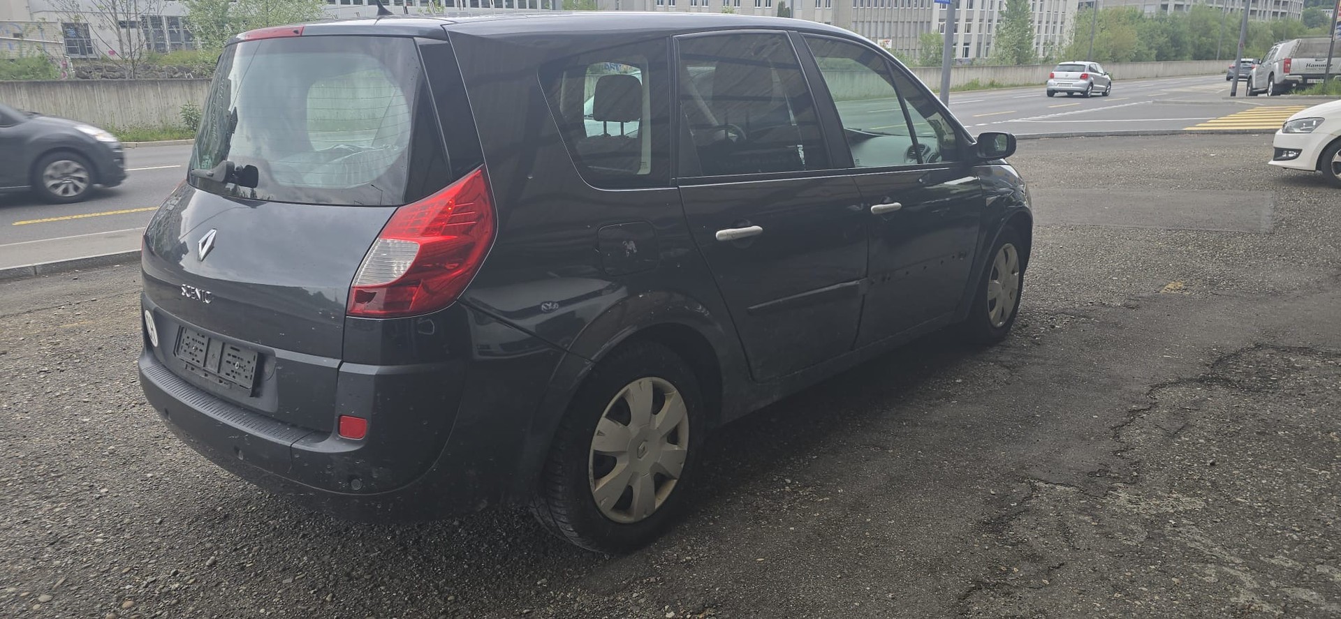 RENAULT Grand Scénic 2.0 16V Fairway Automatic-image-4