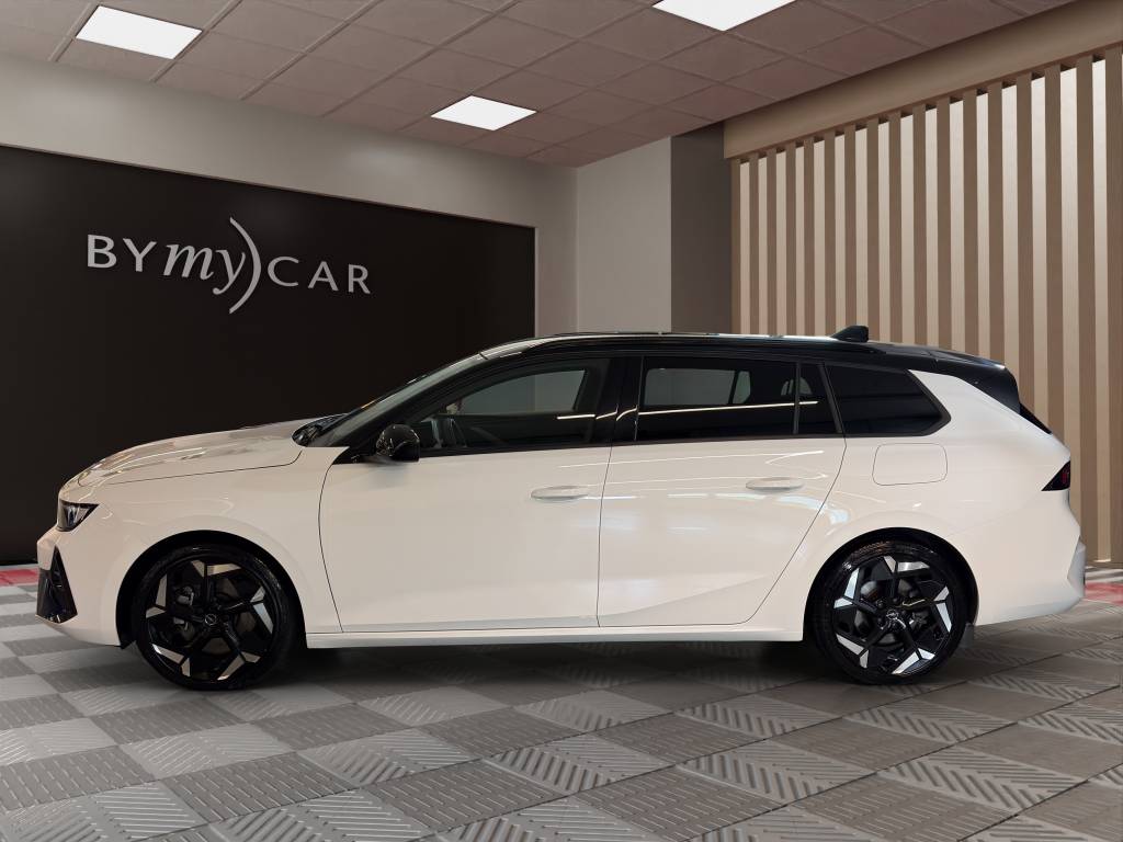 OPEL Astra Sports Tourer 1.6 PHEV Turbo GSe-image-3