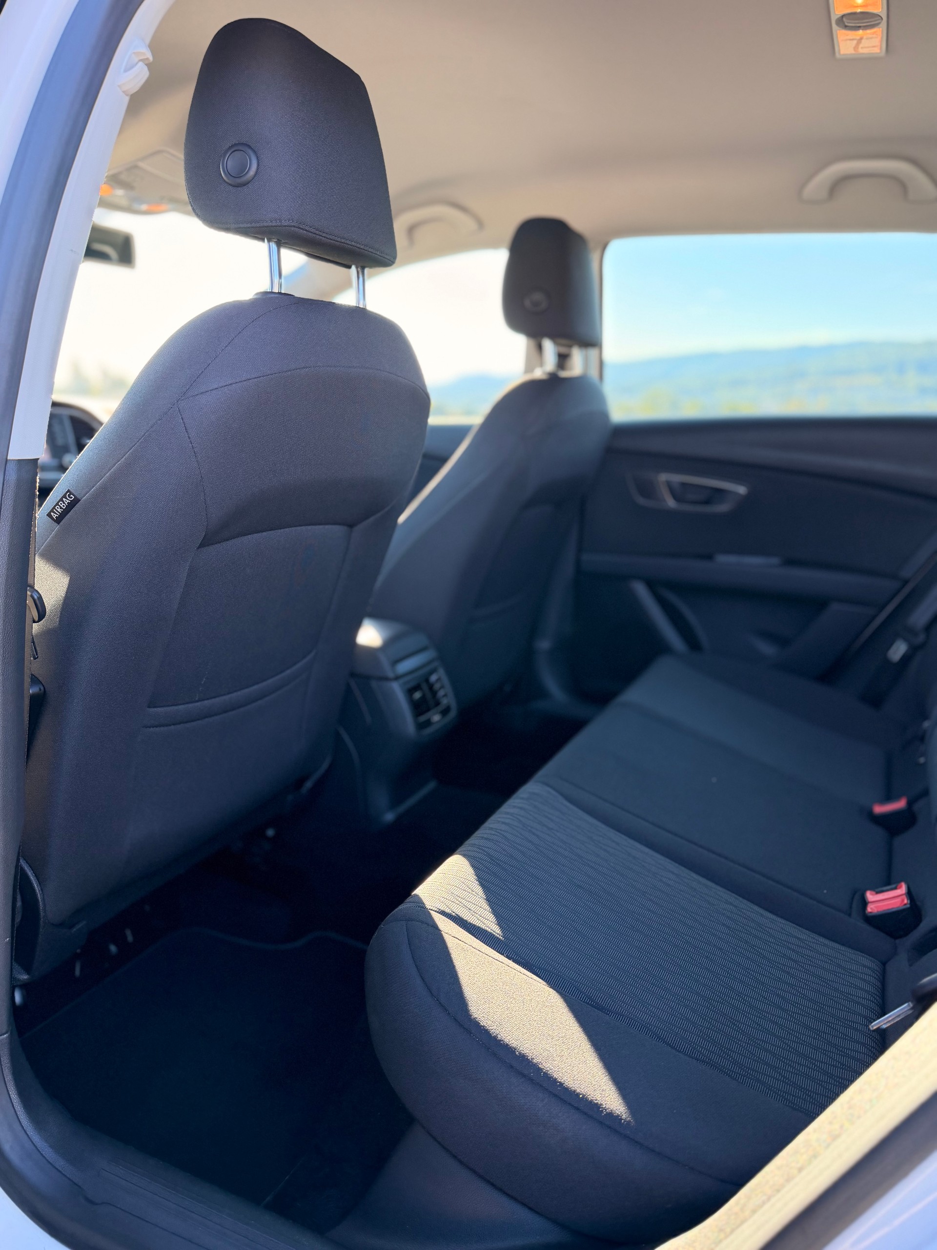 SEAT Leon ST 1.6 TDI Style DSG-image-27