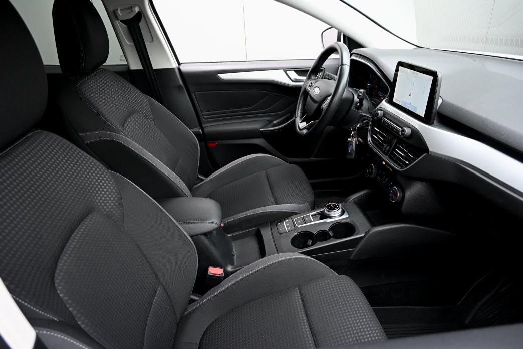 FORD Focus 1.5 TDCi Trend Automatic-image-4