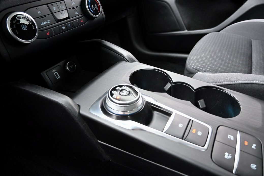 FORD Focus 1.5 TDCi Trend Automatic-image-9