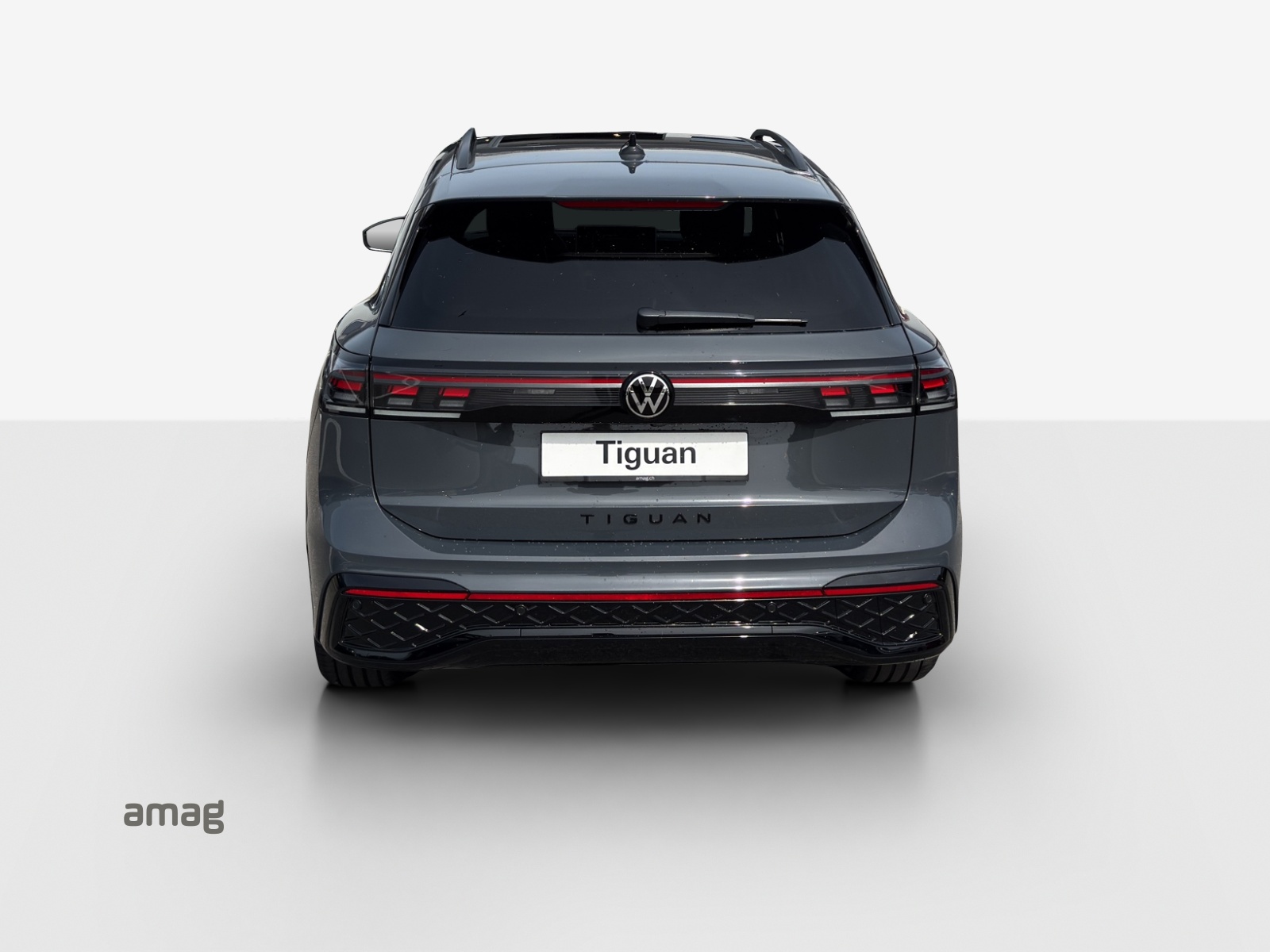 VW Tiguan 2.0 TSI DSG R-Line 4Motion-image-3