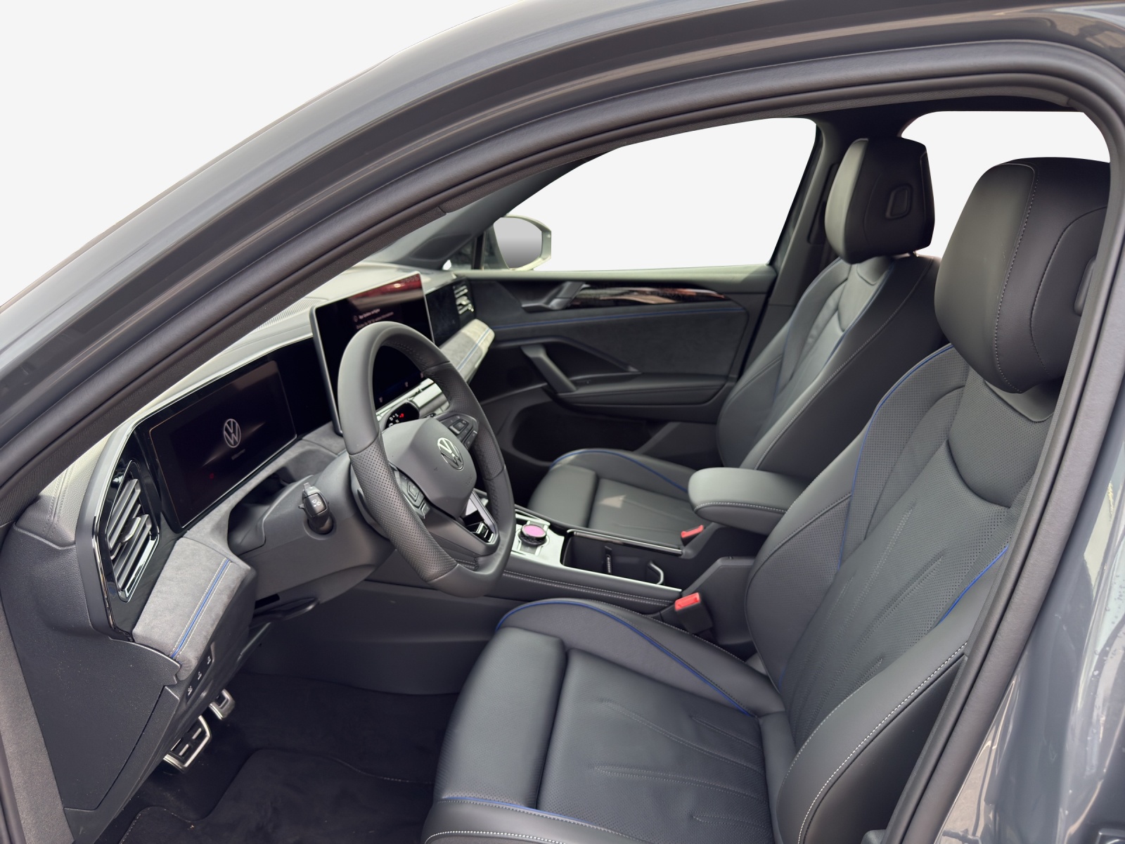 VW Tiguan 2.0 TSI DSG R-Line 4Motion-image-7