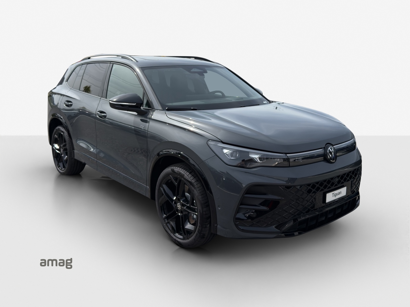 VW Tiguan 2.0 TSI DSG R-Line 4Motion-image-5
