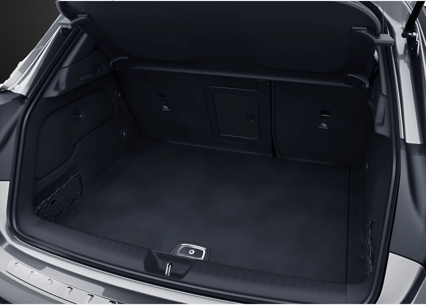 MERCEDES-BENZ GLA 200 Night Star 7G-DCT-image-9