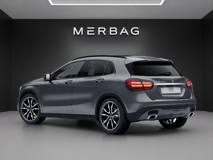 MERCEDES-BENZ GLA 200 Night Star 7G-DCT-image-3