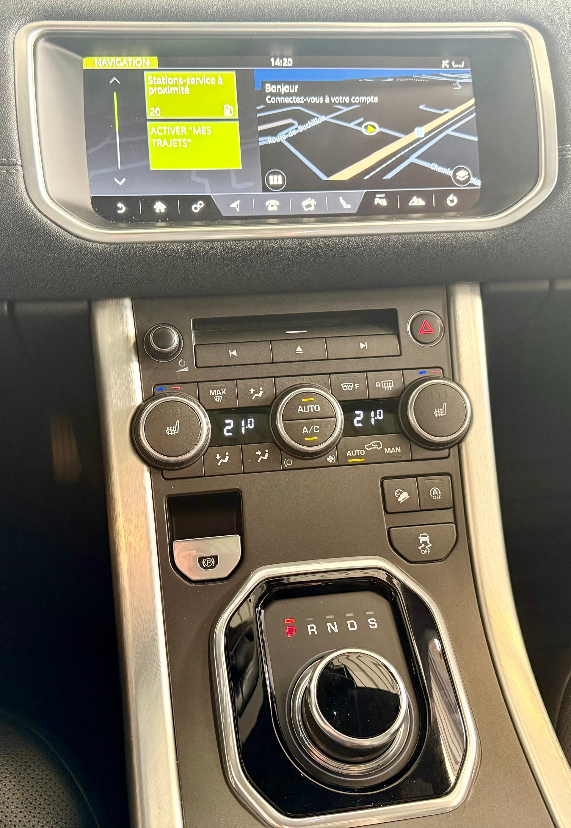 LAND ROVER Range Rover Evoque 2.0 Si4 Pure AT9-image-18