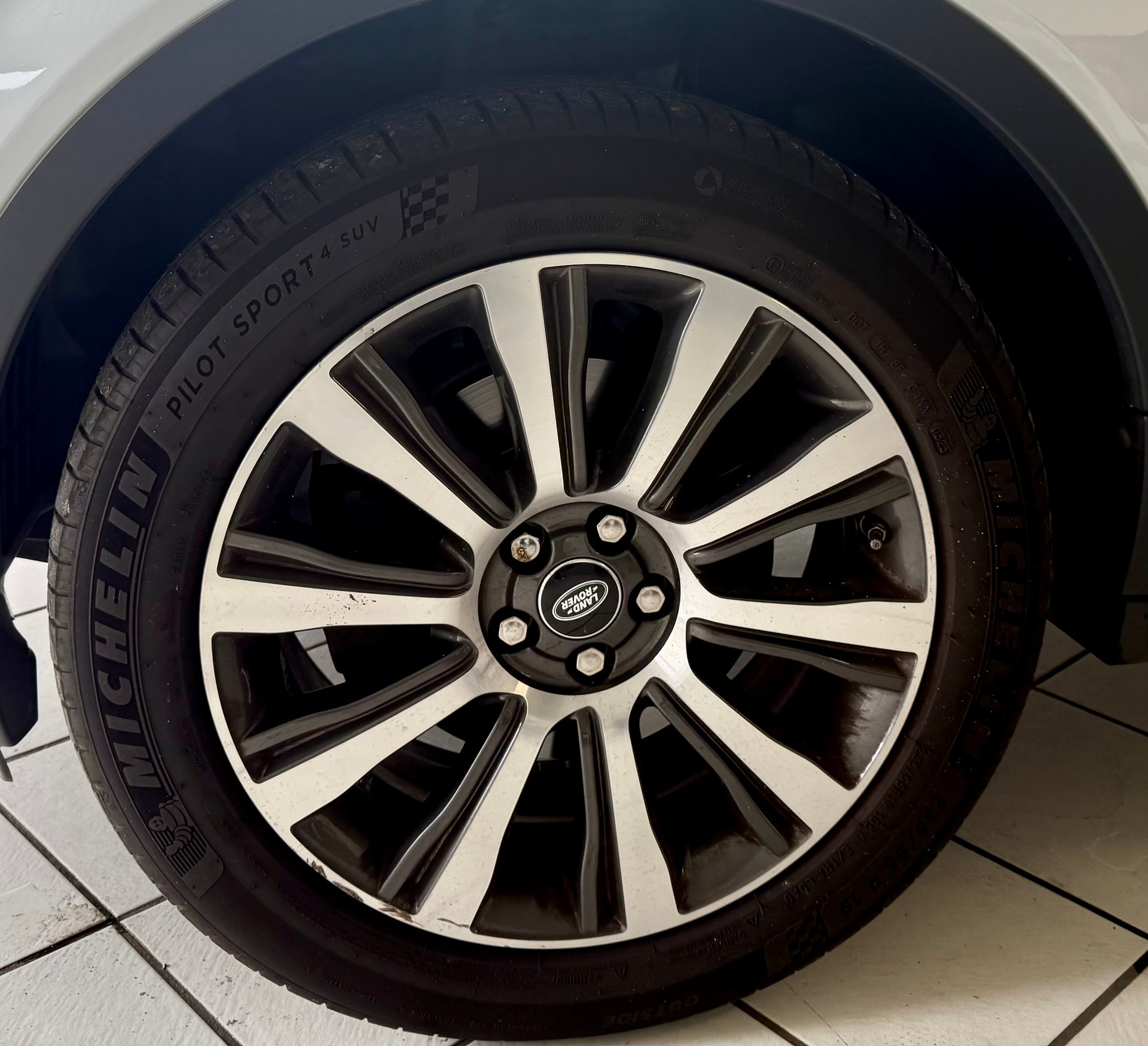 LAND ROVER Range Rover Evoque 2.0 Si4 Pure AT9-image-6