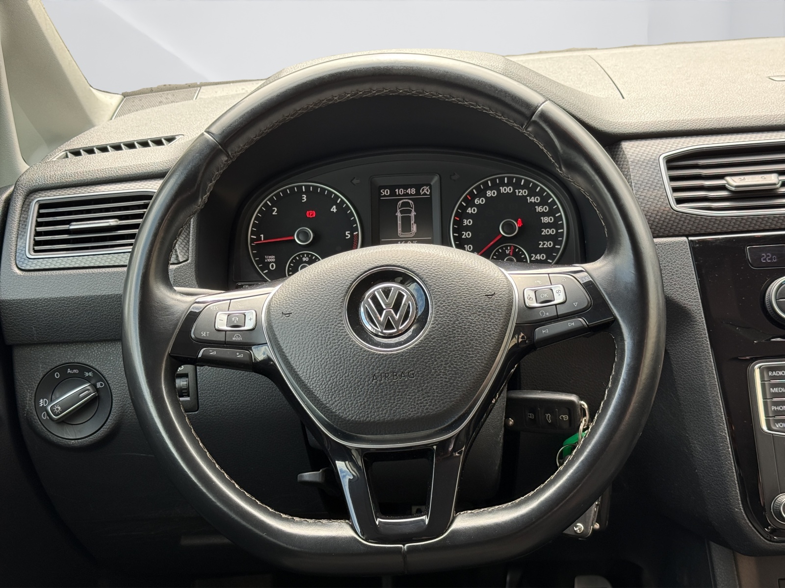 VW Caddy Alltrack 2.0 TDI 4m-image-16