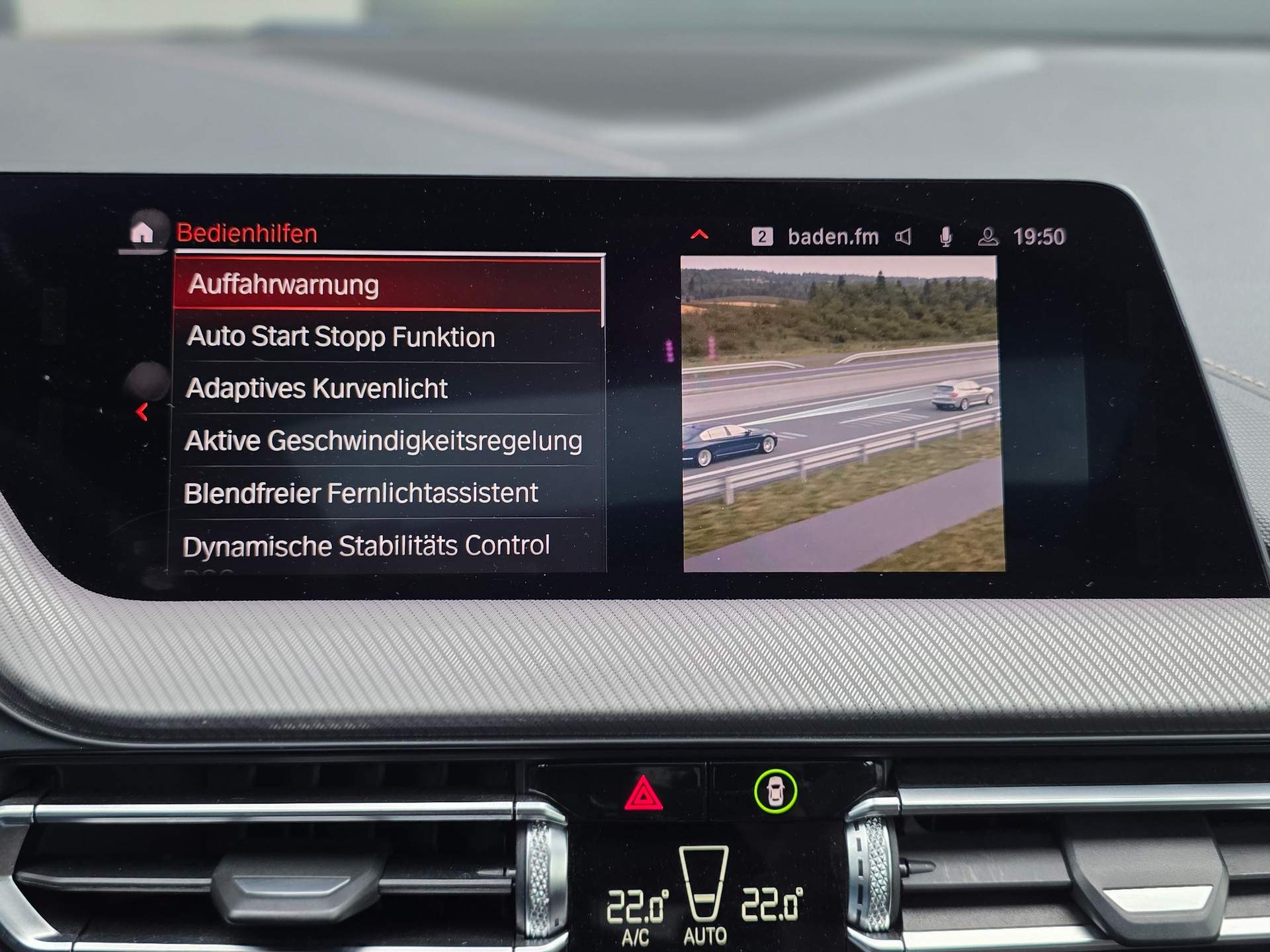BMW M235i Gran Coupé xDrive Steptronic ** VOLLAUSSTATTUNG -M PERFORMANCE - ASSISTENZ PAKET PLUS - PANORAMA - HEAD UP DISPLAY **-image-18