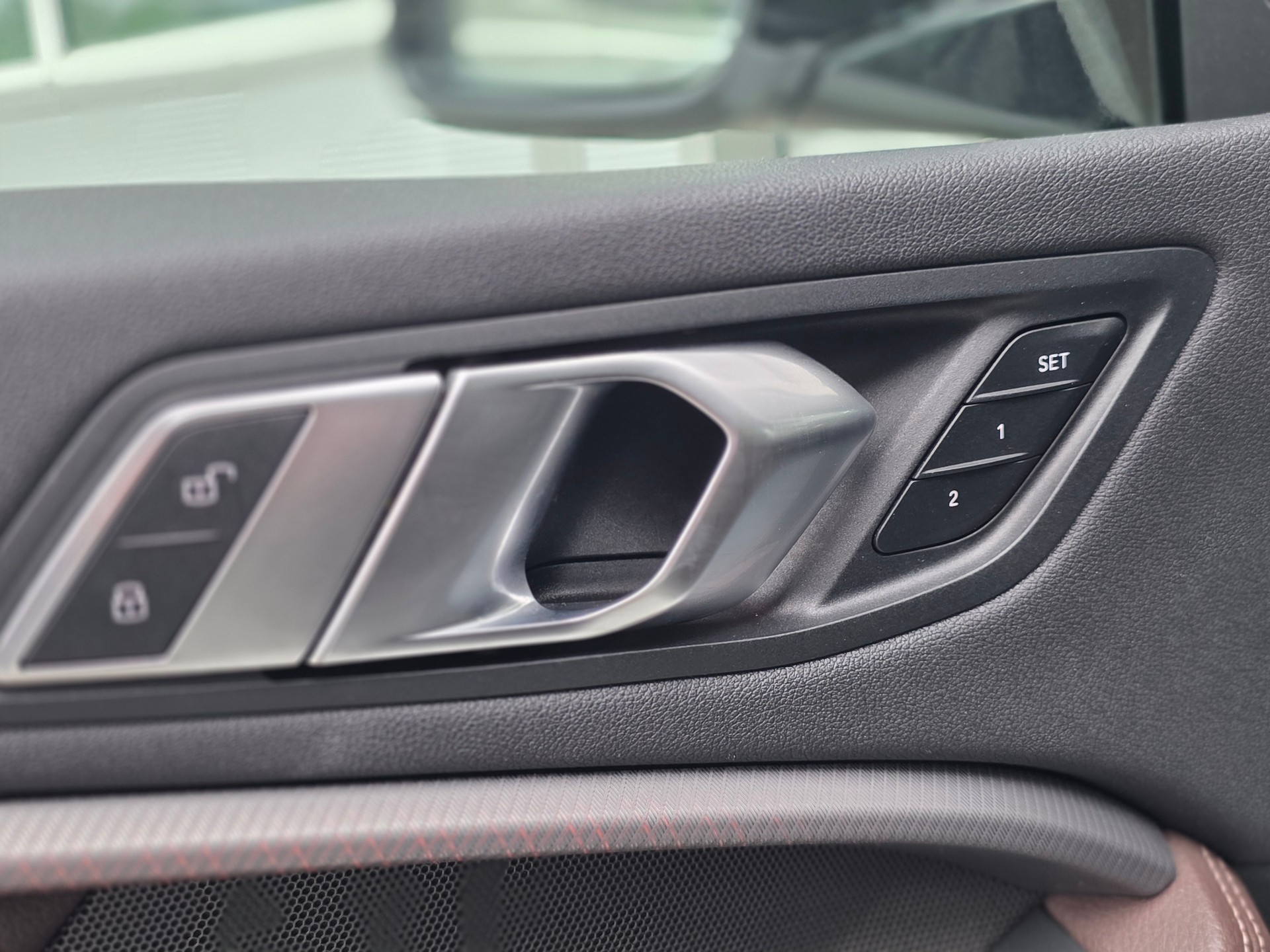 BMW M235i Gran Coupé xDrive Steptronic ** VOLLAUSSTATTUNG -M PERFORMANCE - ASSISTENZ PAKET PLUS - PANORAMA - HEAD UP DISPLAY **-image-9