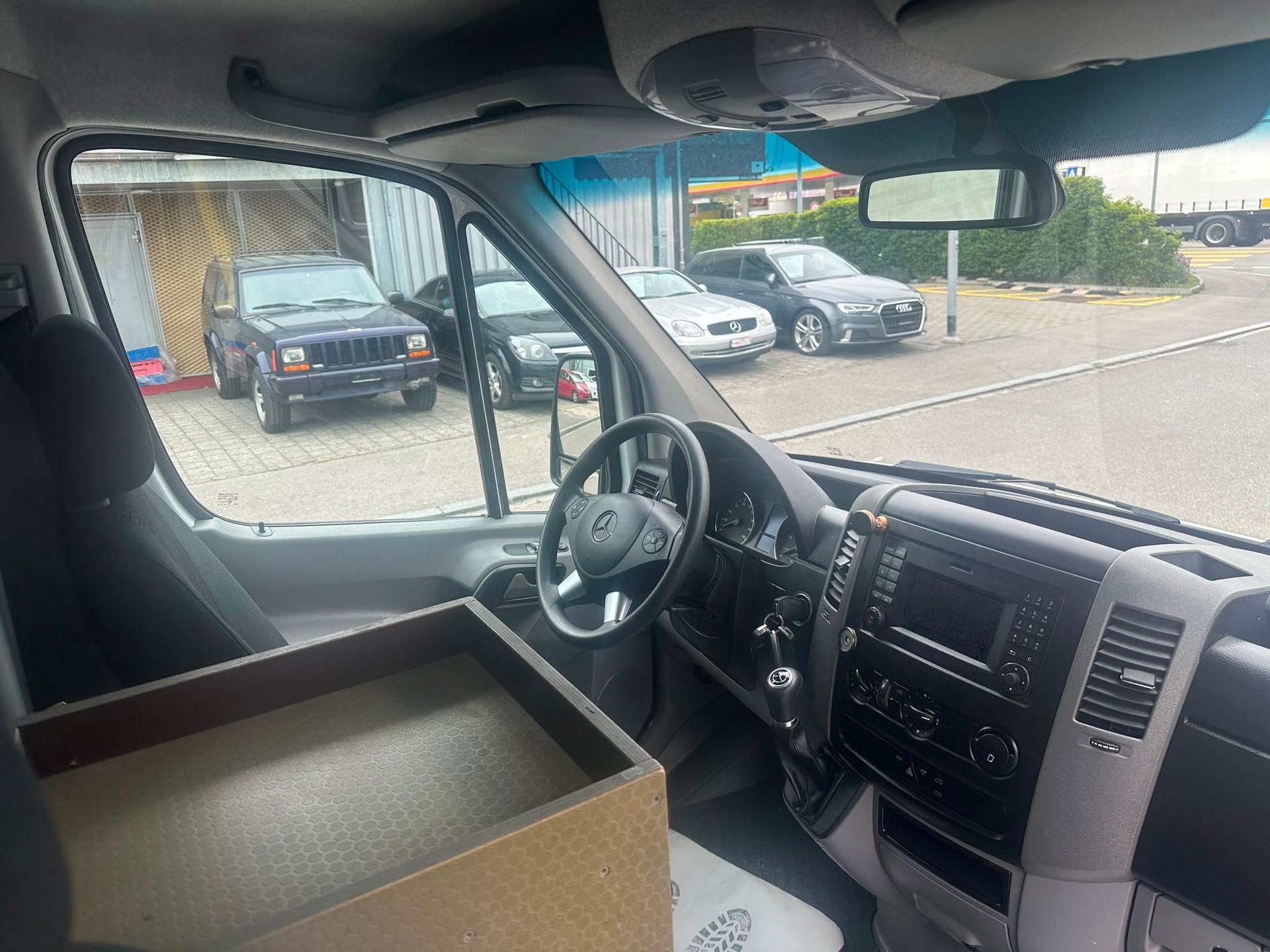 MERCEDES-BENZ Sprinter 316 CDI Standard 7G-Tronic-image-16