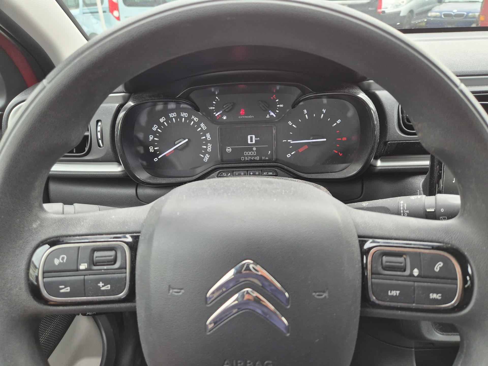 CITROEN C3 1.2i PureTech Feel-image-9
