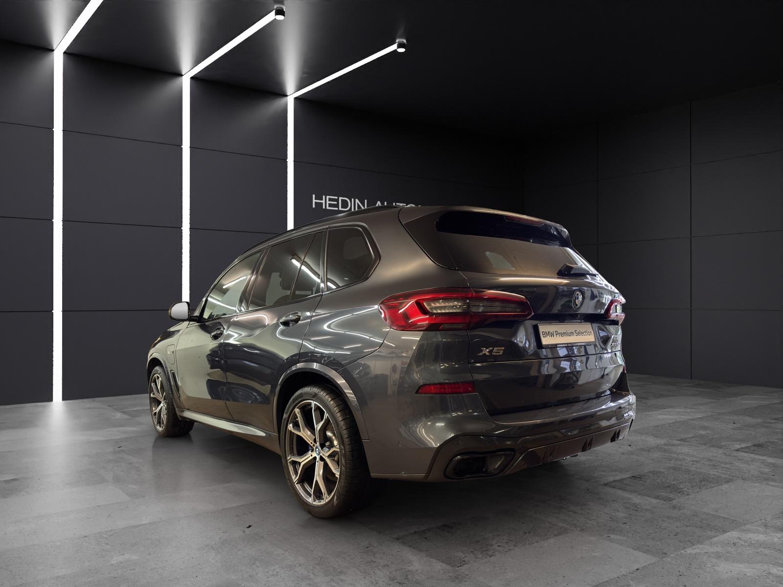 BMW X5 45e xDrive-showroom-element-2