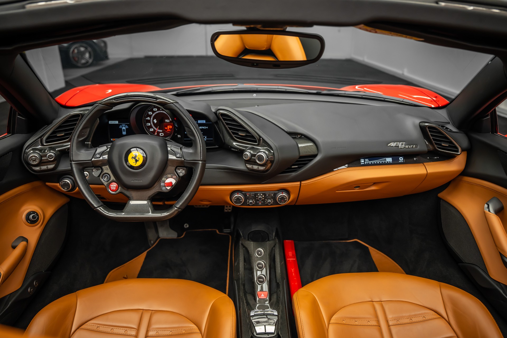 FERRARI * 488 SPIDER * FULL CARBON INNEN & AUSSEN * SAMMLERFAHRZEUG MIT 9400KM * FRISCH AB FERRARI SERVICE * FERRARI APPROVED GARANTIE *-image-21
