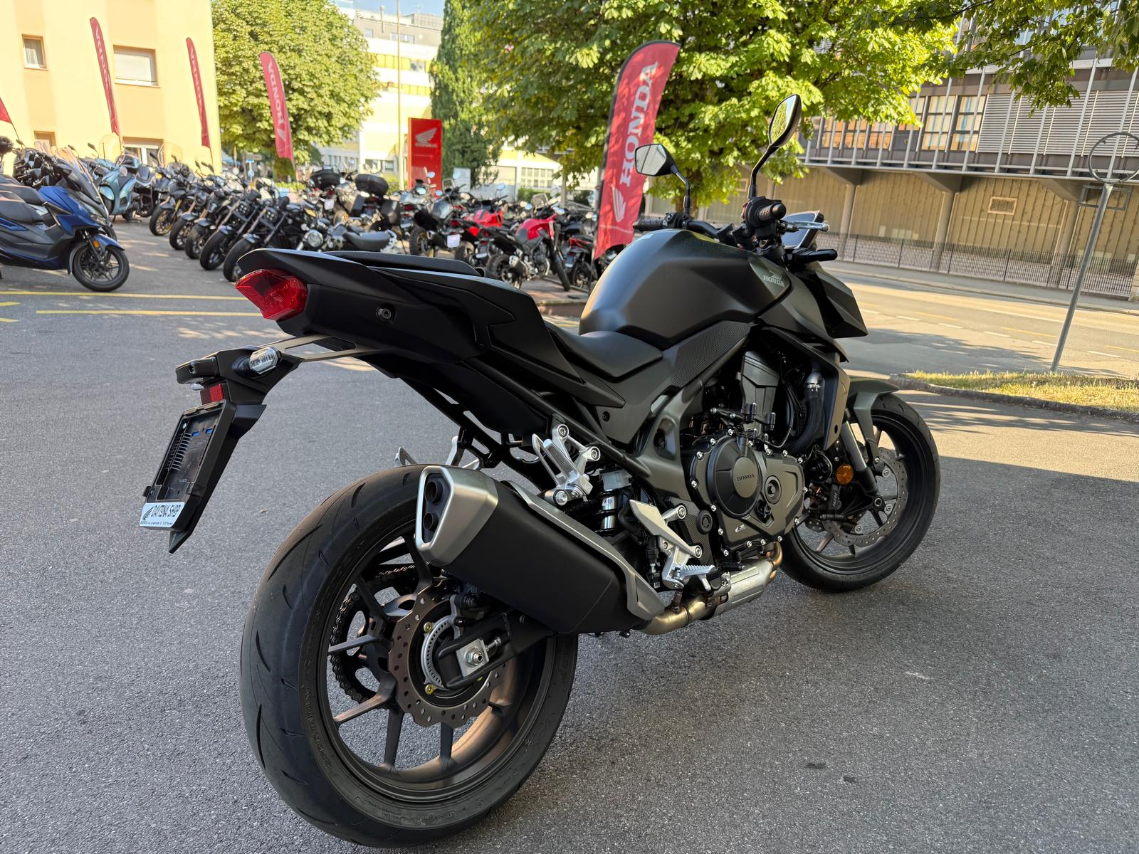 HONDA CB 750 Hornet-image-5