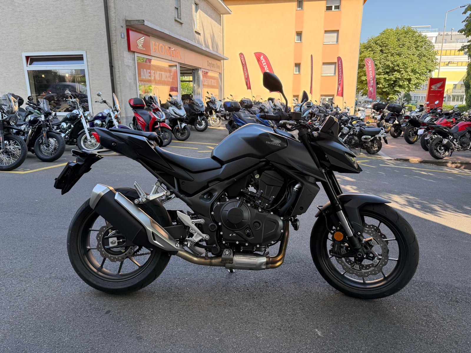 HONDA CB 750 Hornet-image-3