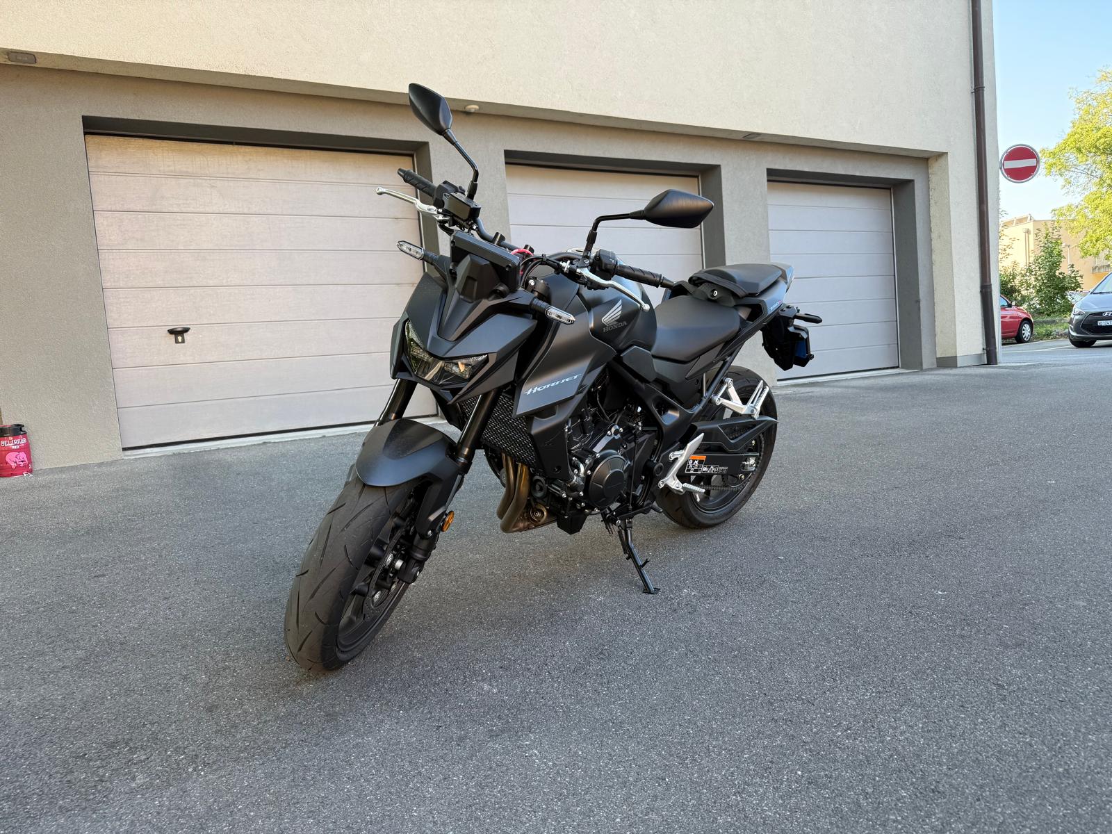 HONDA CB 750 Hornet-image-0