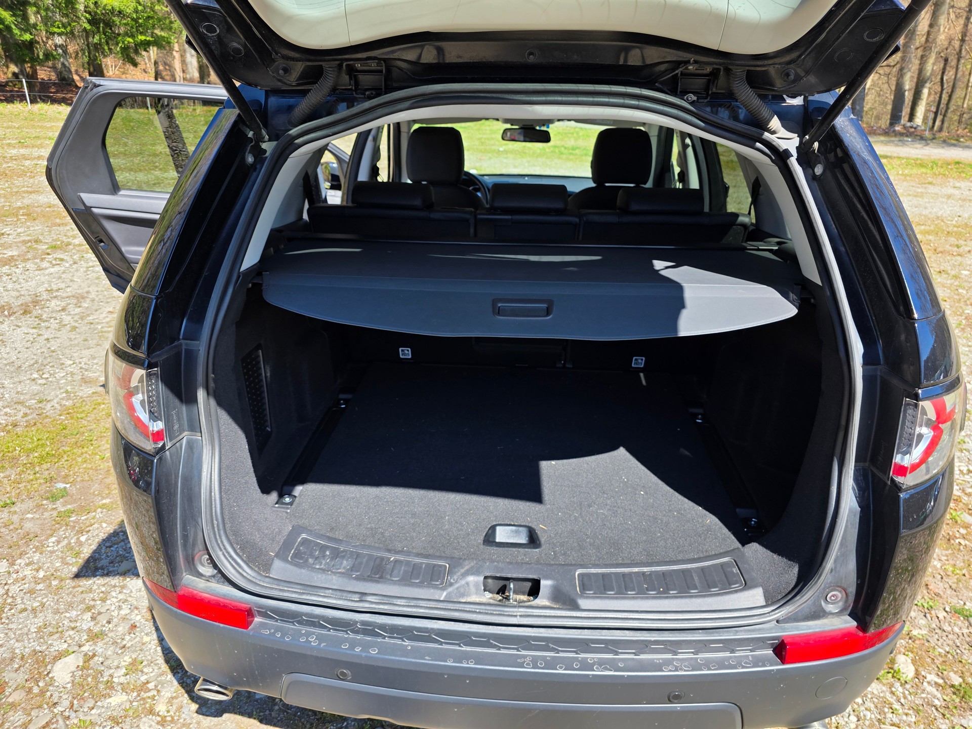 LAND ROVER Discovery Sport 2.0 Si4 HSE Luxury AT9-image-14