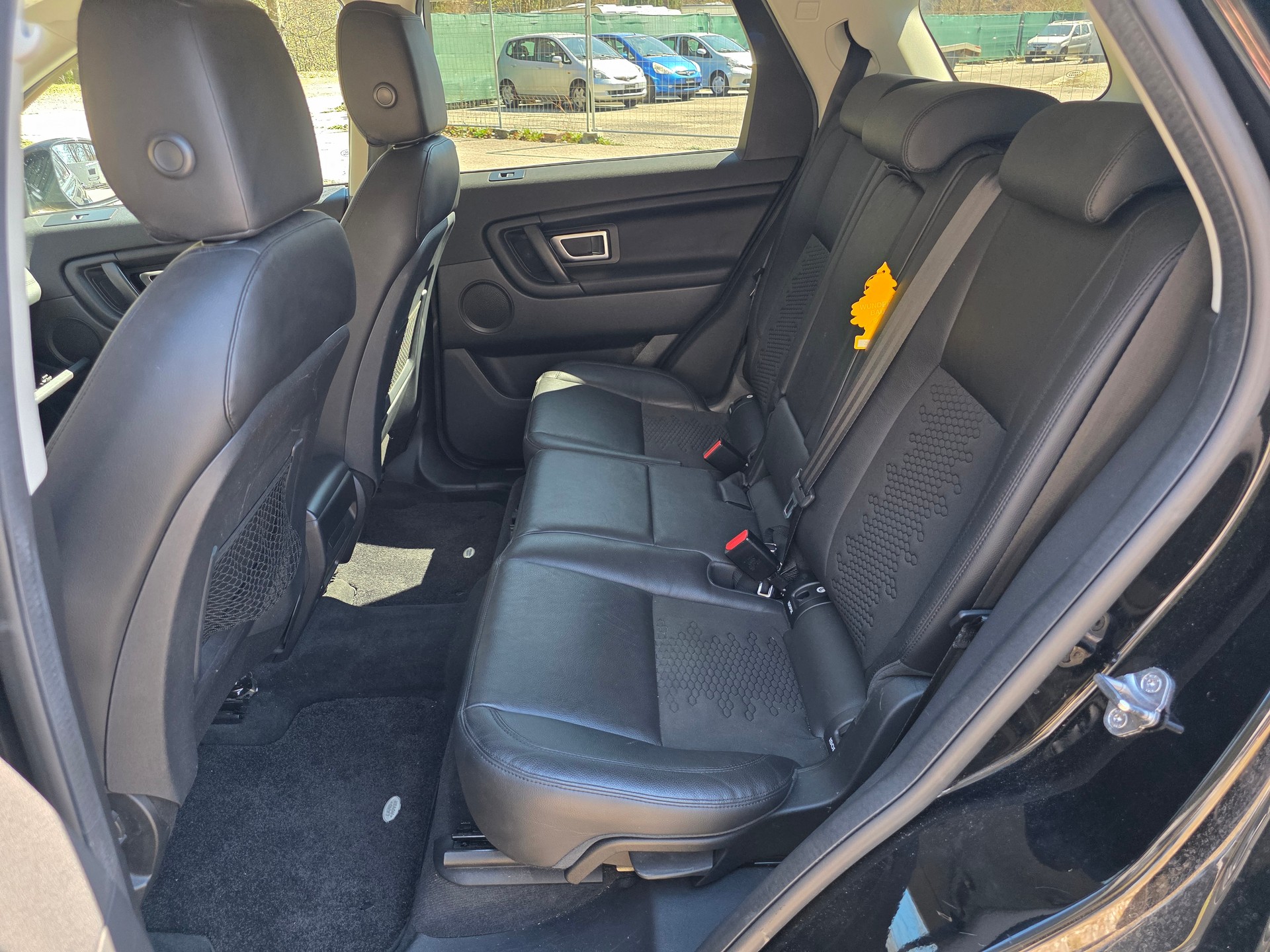 LAND ROVER Discovery Sport 2.0 Si4 HSE Luxury AT9-image-11