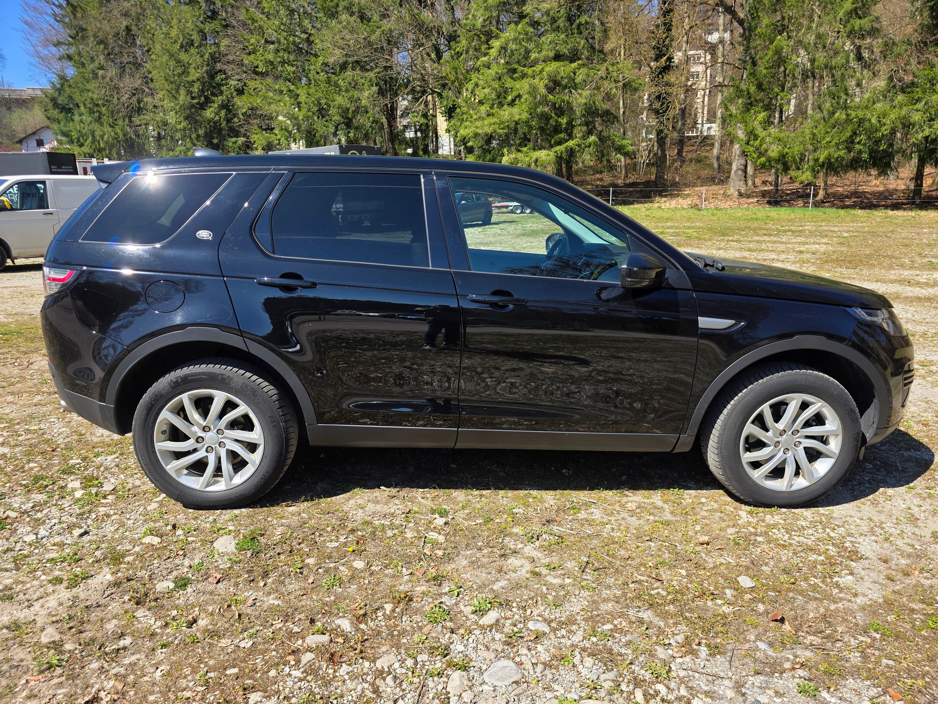 LAND ROVER Discovery Sport 2.0 Si4 HSE Luxury AT9-image-3