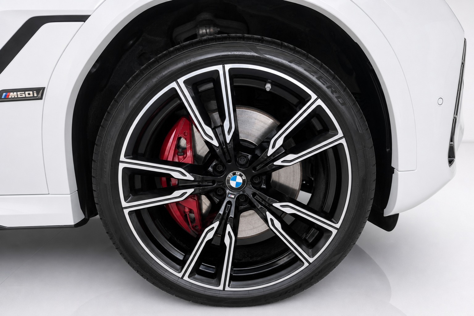 BMW X6 M60i M Sport Pro xDrive 48V Steptronic-showroom-element-3