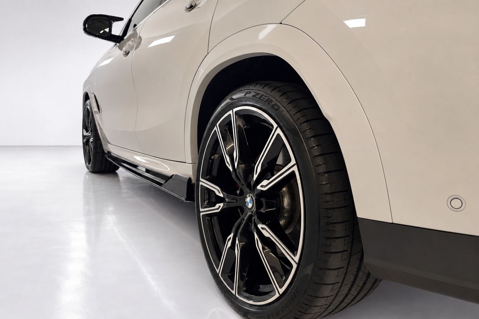 BMW X6 M60i M Sport Pro xDrive 48V Steptronic-image-11