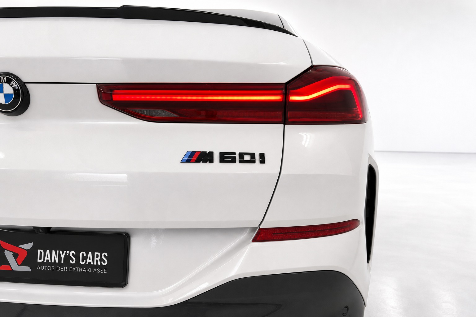 BMW X6 M60i M Sport Pro xDrive 48V Steptronic-image-9