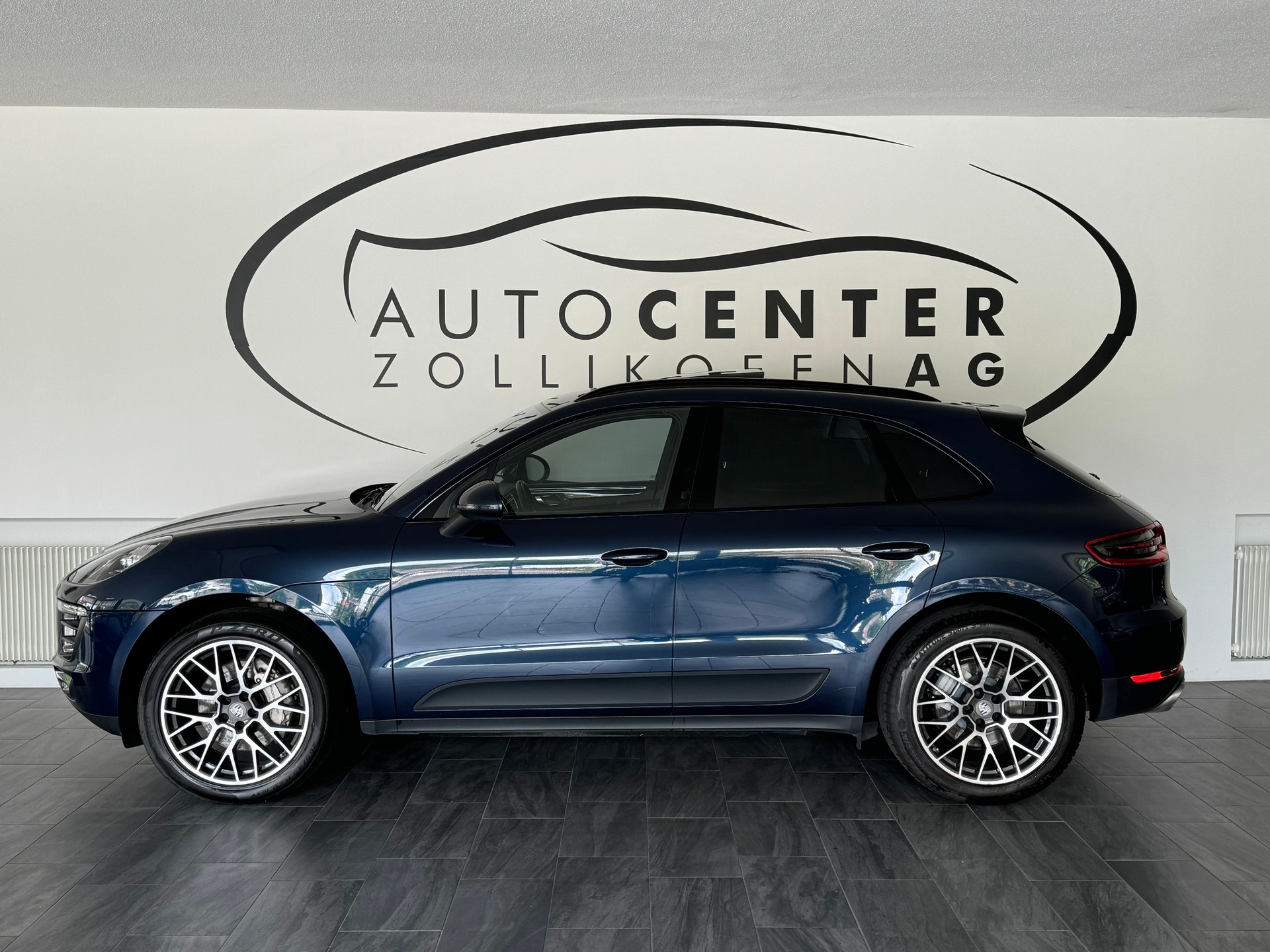 PORSCHE Macan S Diesel PDK-showroom-element-3