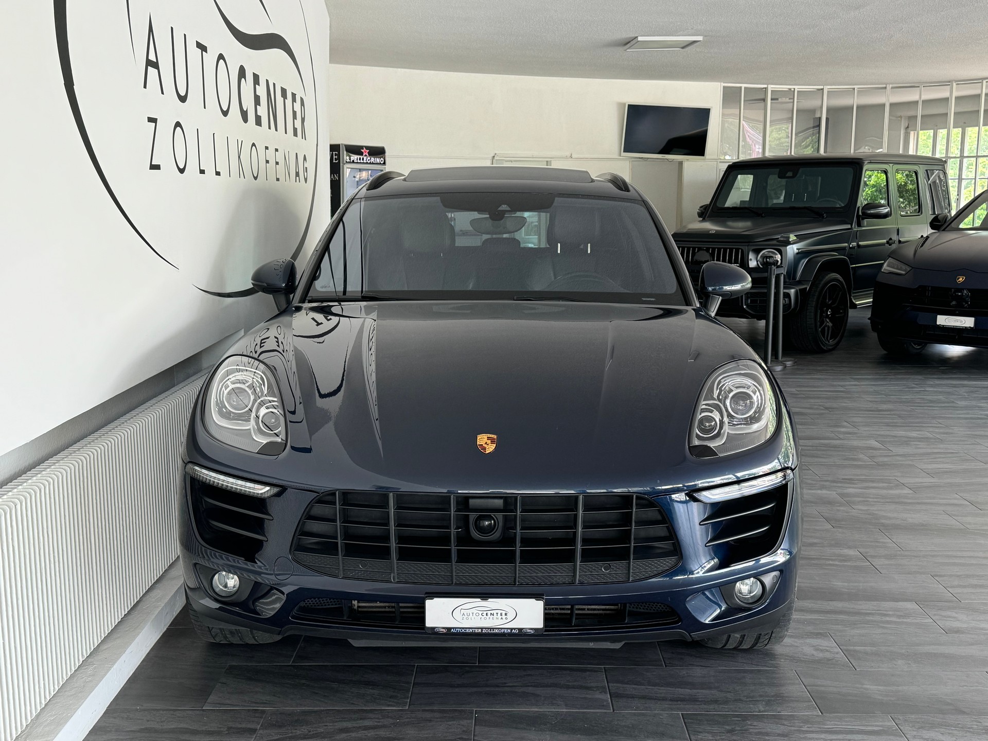 PORSCHE Macan S Diesel PDK-showroom-element-2