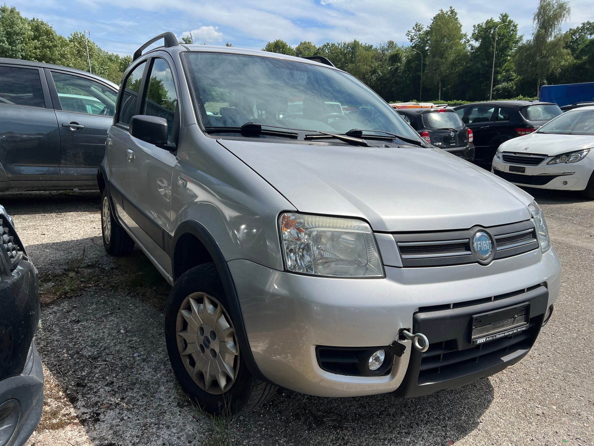FIAT Panda 1.3 16V JTD Cross 4x4-image-1