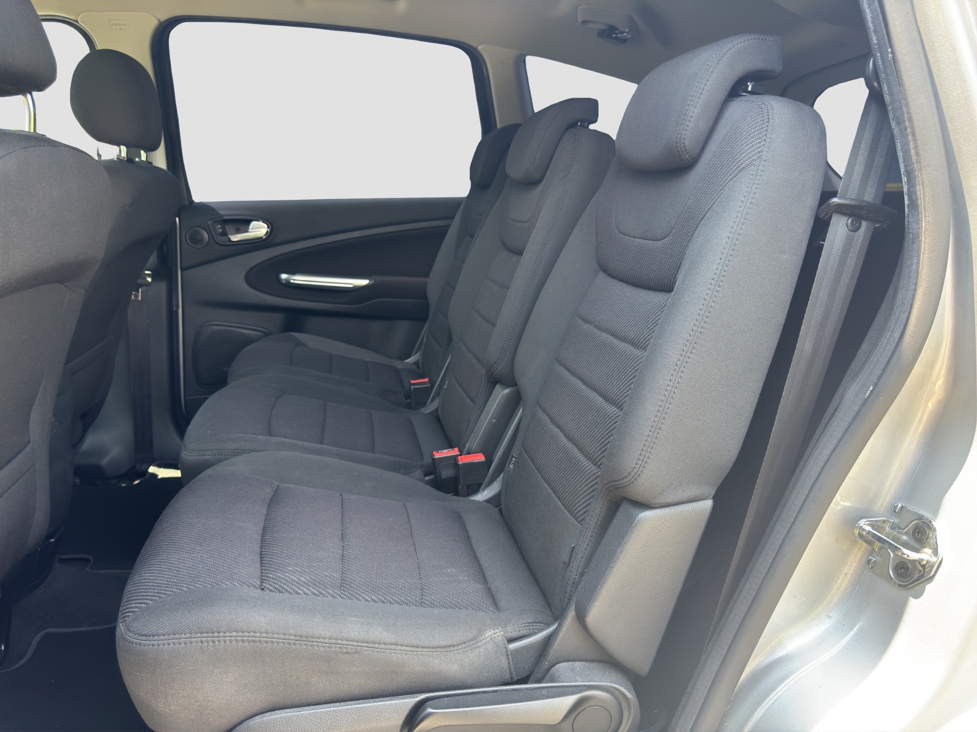 FORD S-Max 2.0 SCTi TitaniumS PowerShift-image-14