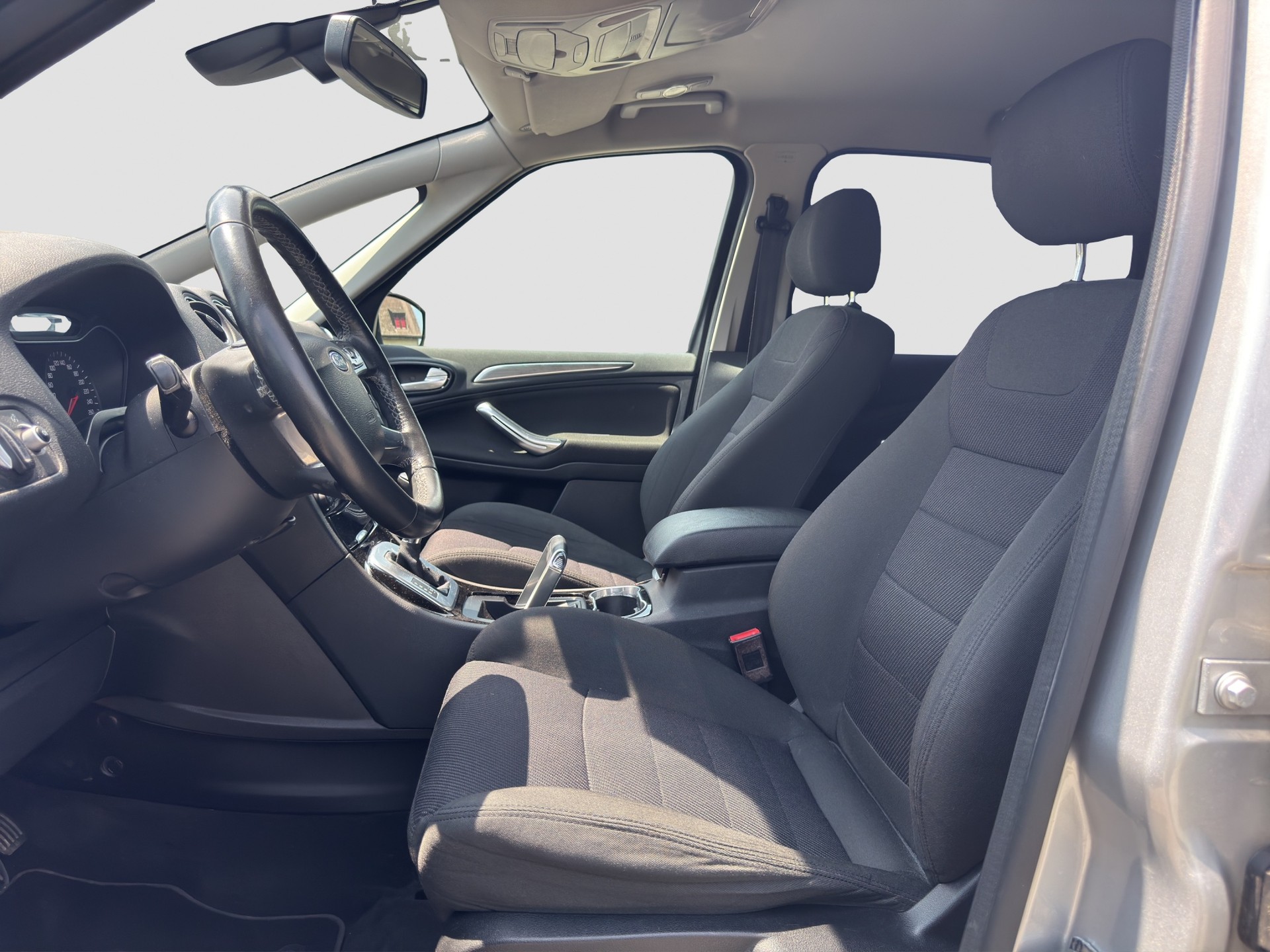 FORD S-Max 2.0 SCTi TitaniumS PowerShift-image-8