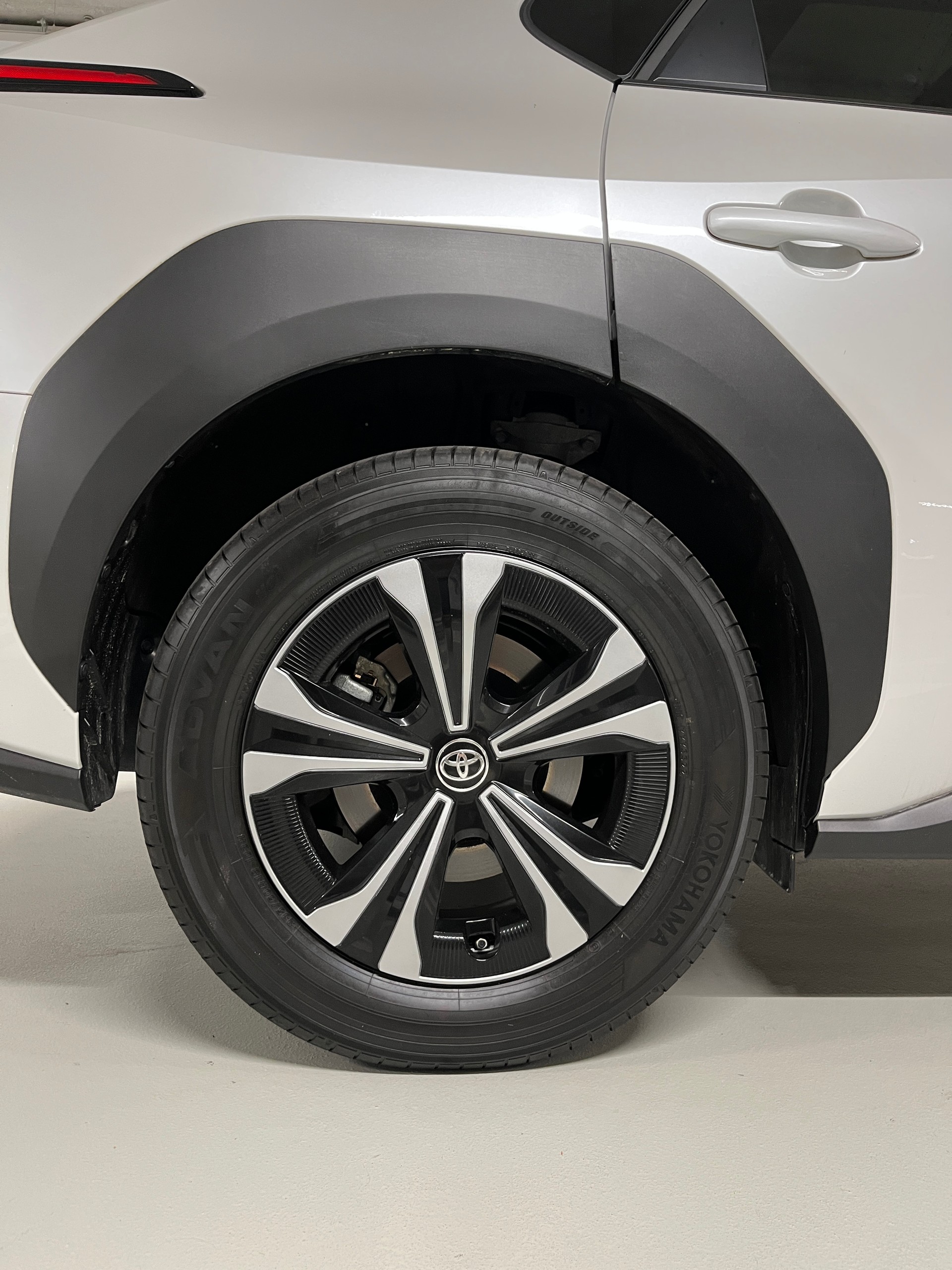 TOYOTA bZ4X Style 71,4 kWh 4WD-image-25