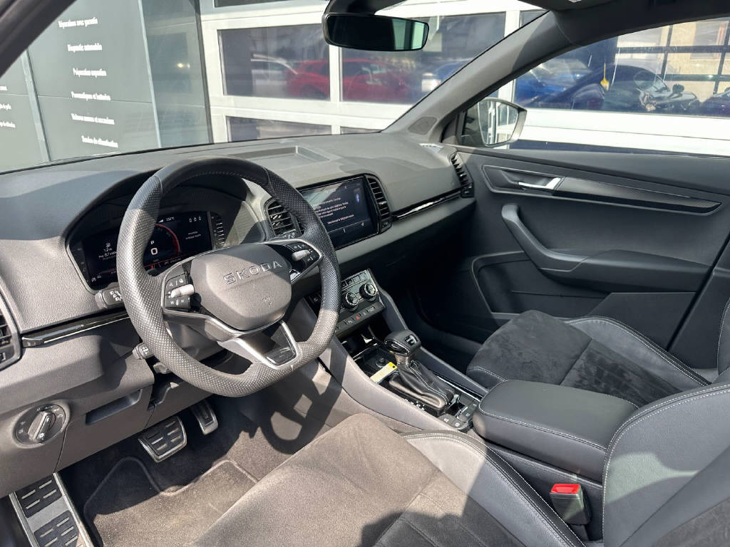 SKODA Karoq 2.0 TSI SportLine 4x4 DSG-image-5