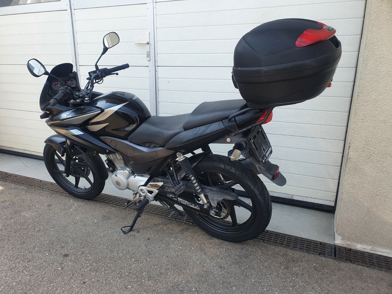 HONDA CBF 125 M-image-1