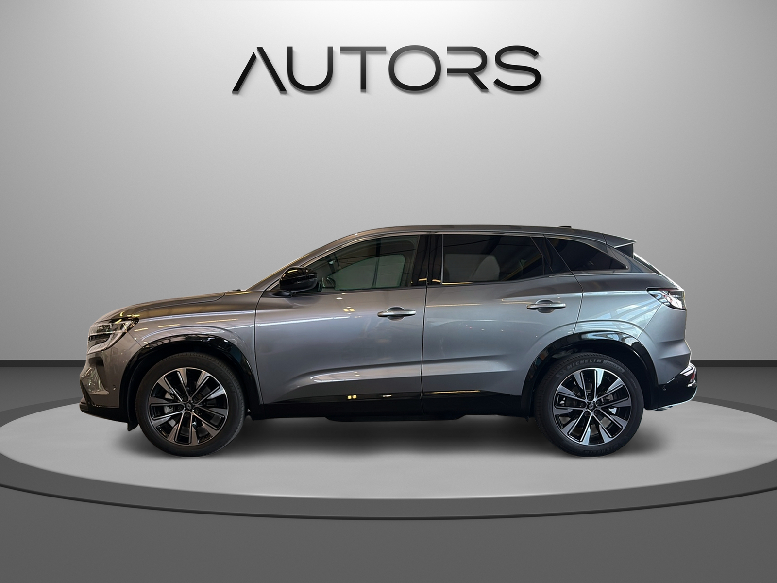 RENAULT Austral 1.2 HEV 200 Techno A-showroom-element-3