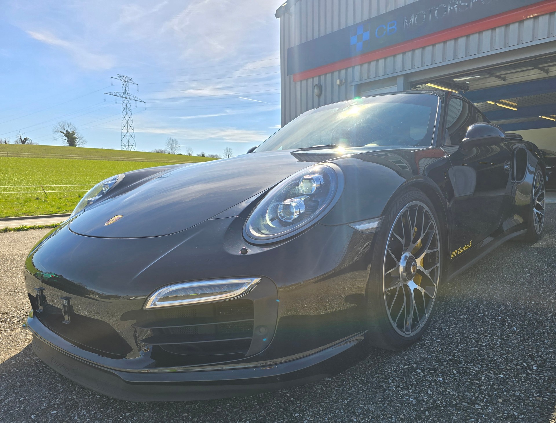 PORSCHE 911 Turbo S PDK