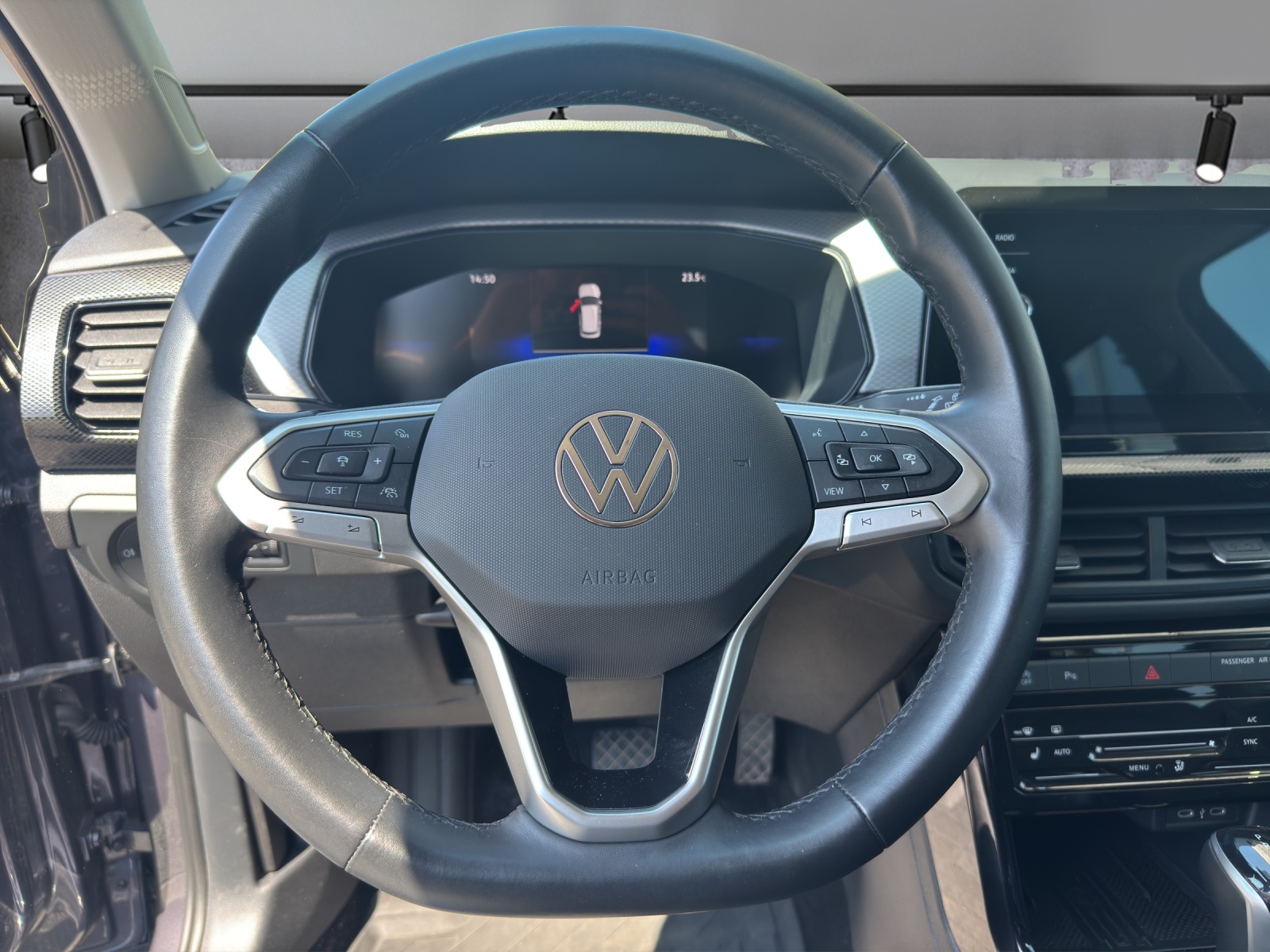 VW T-Cross 1.0 TSI EVO Life DSG-image-6