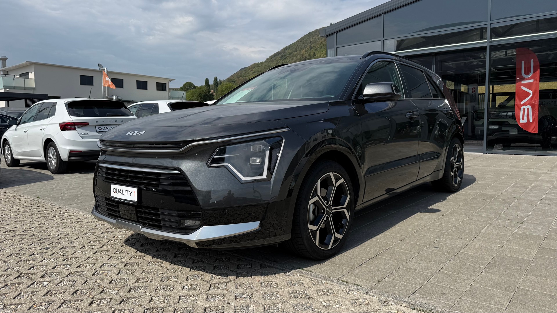 KIA Niro 1.6GDi Hybrid DCT Style-showroom-element-1