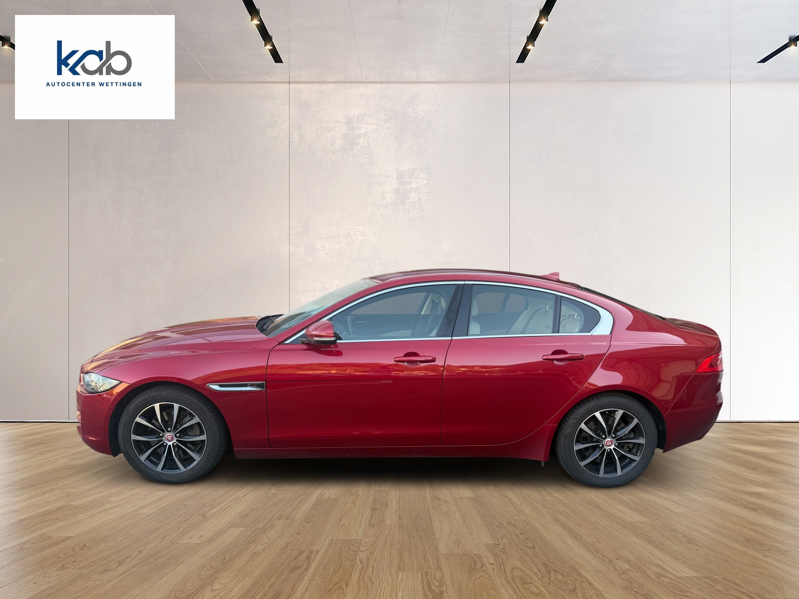 JAGUAR XE 20t 2.0 Prestige Automatic-image-7