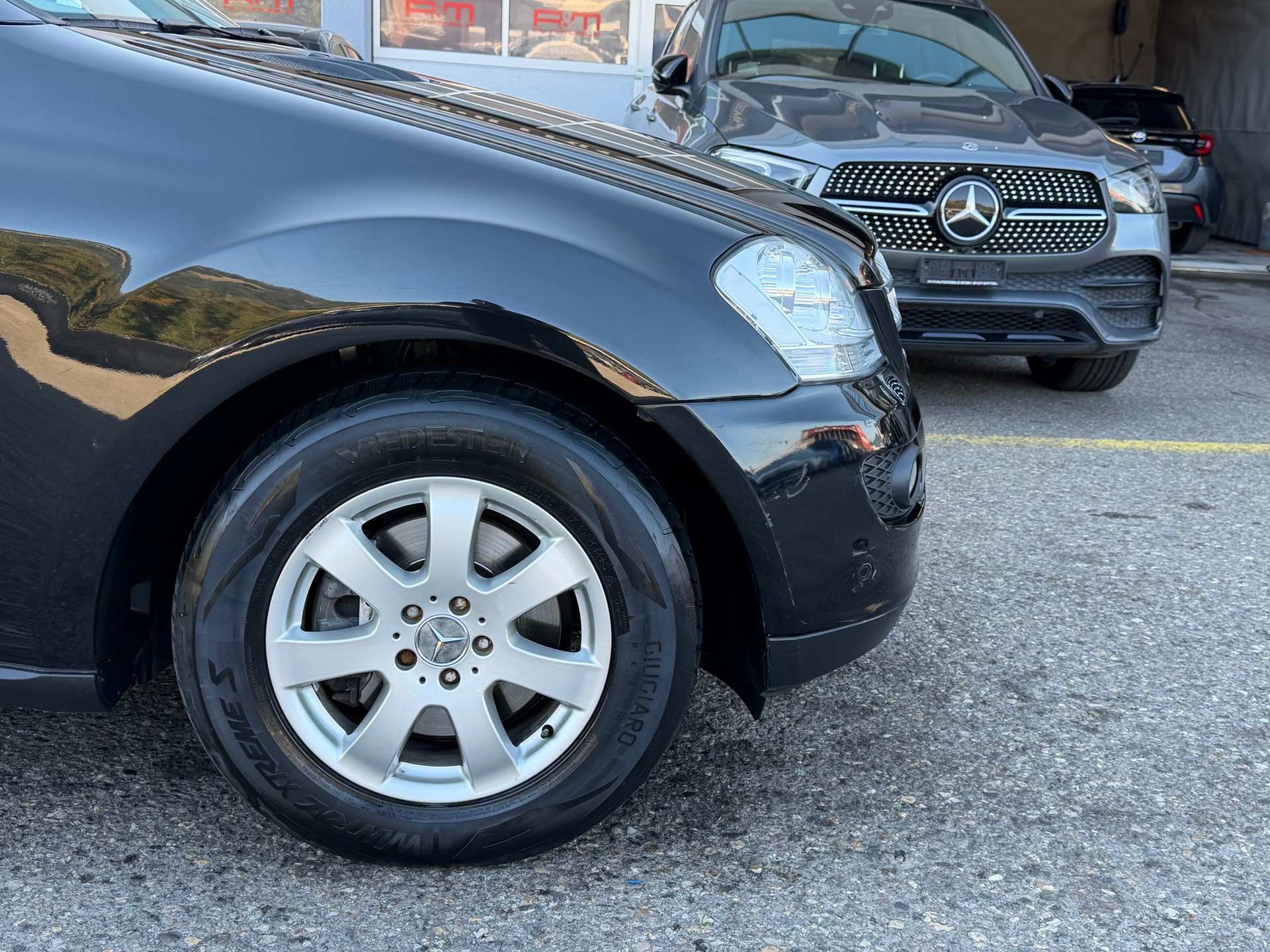 MERCEDES-BENZ ML 320 CDI 4Matic 7G-Tronic-showroom-element-2