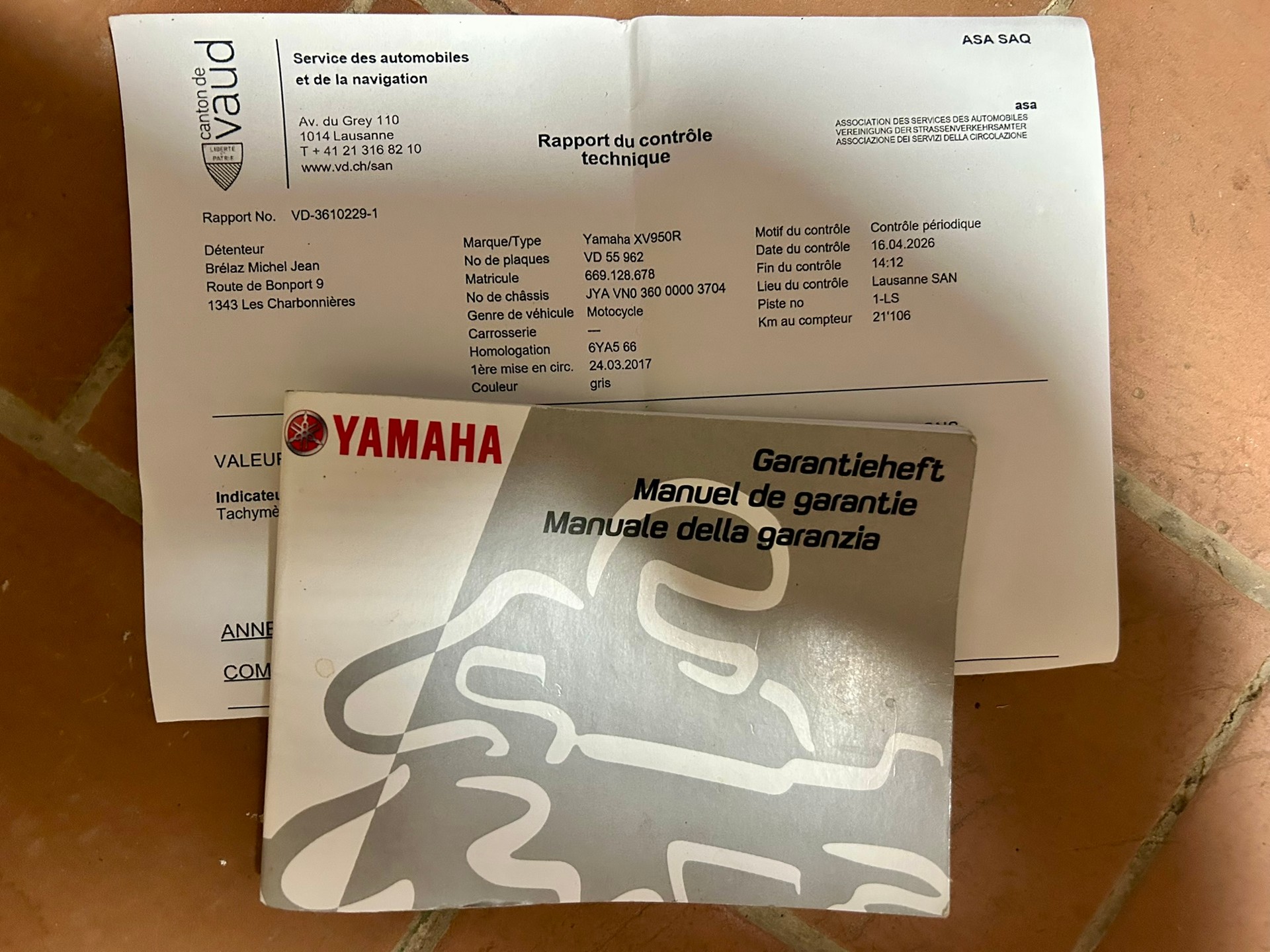 YAMAHA XV 950 R ABS-image-4