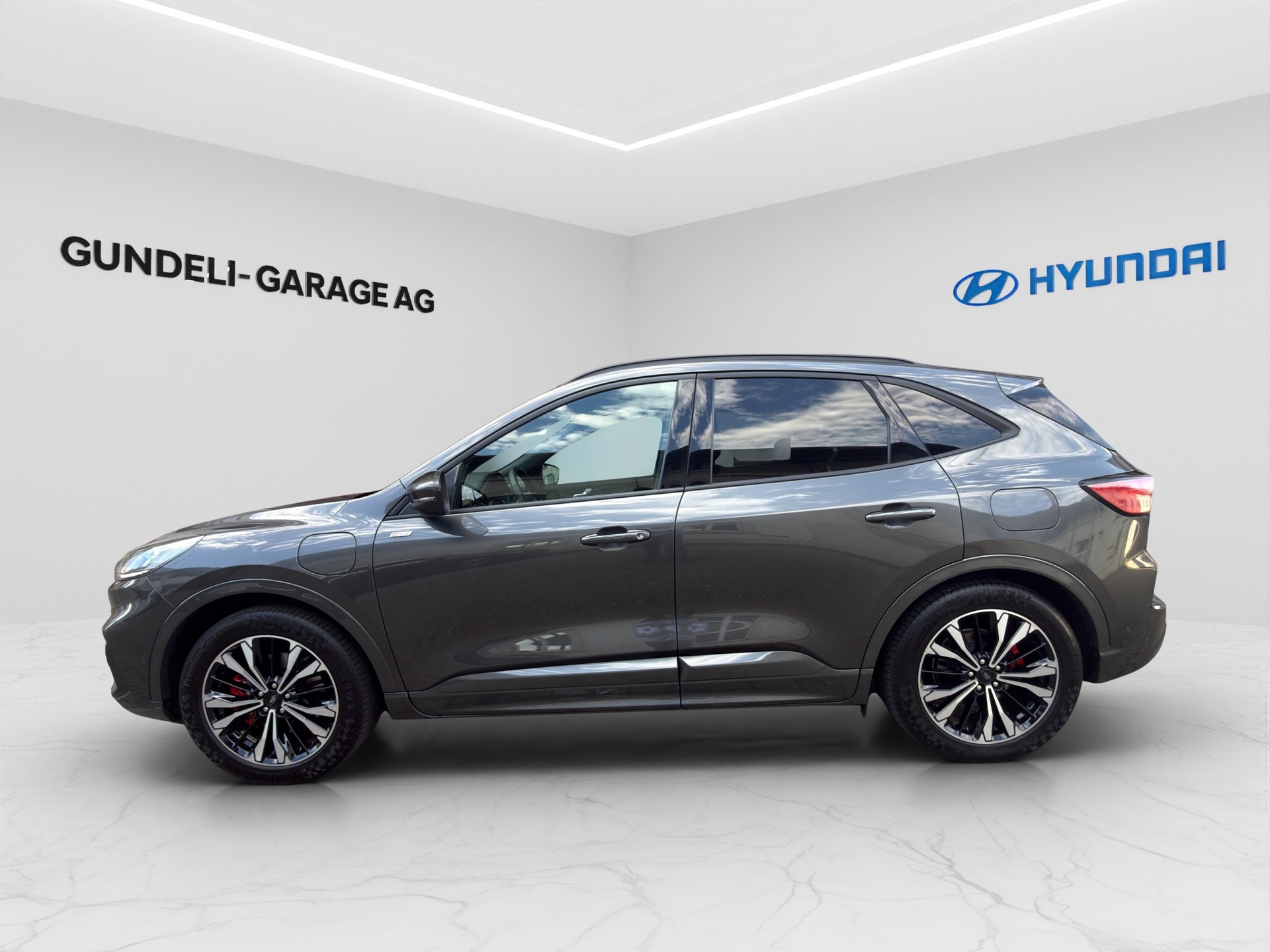 FORD Kuga 2.5 PHEV ST-LineX2WD-showroom-element-2
